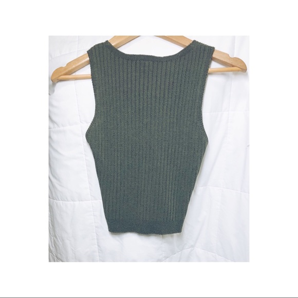 NWOT Windsor Crop Top - Picture 2 of 2